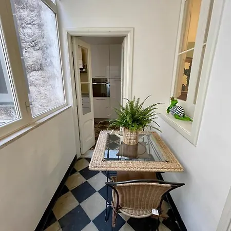 4 Balconi House-appartamento Salentino Nel Centro Di Lecce